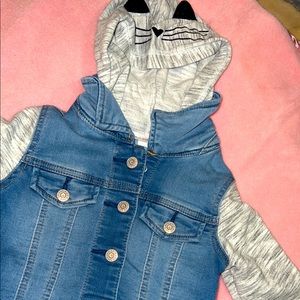 Cat & Jack jean hooded jacket size 2t